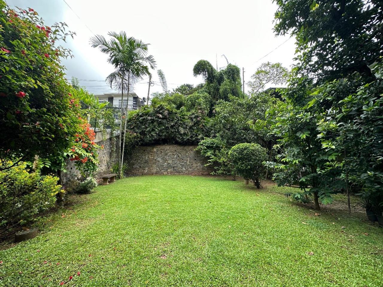 Rockydale Home Stay Κάντι Εξωτερικό φωτογραφία